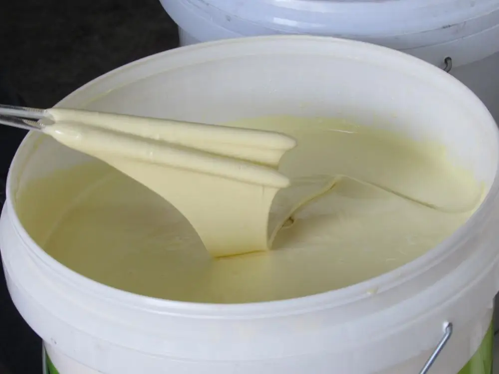 
Polyvinyl acetate emulsion light yellow adhesive for wood finger jointing and furniture assembly use 