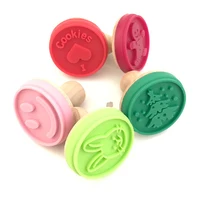 

Durable Cute Shape Silicone Custom 3D Cookie Stamps With Wooden Handle