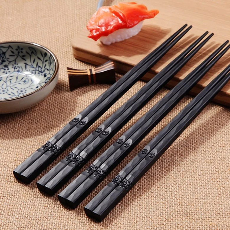 

1Pair Japanese chopsticks Alloy Non-Slip Sushi Food sticks Chop Sticks Chinese Gift palillos japoneses reusable chopsticks, As picture