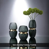 

factory bulk hand blown colored black new design modern flower glass vase