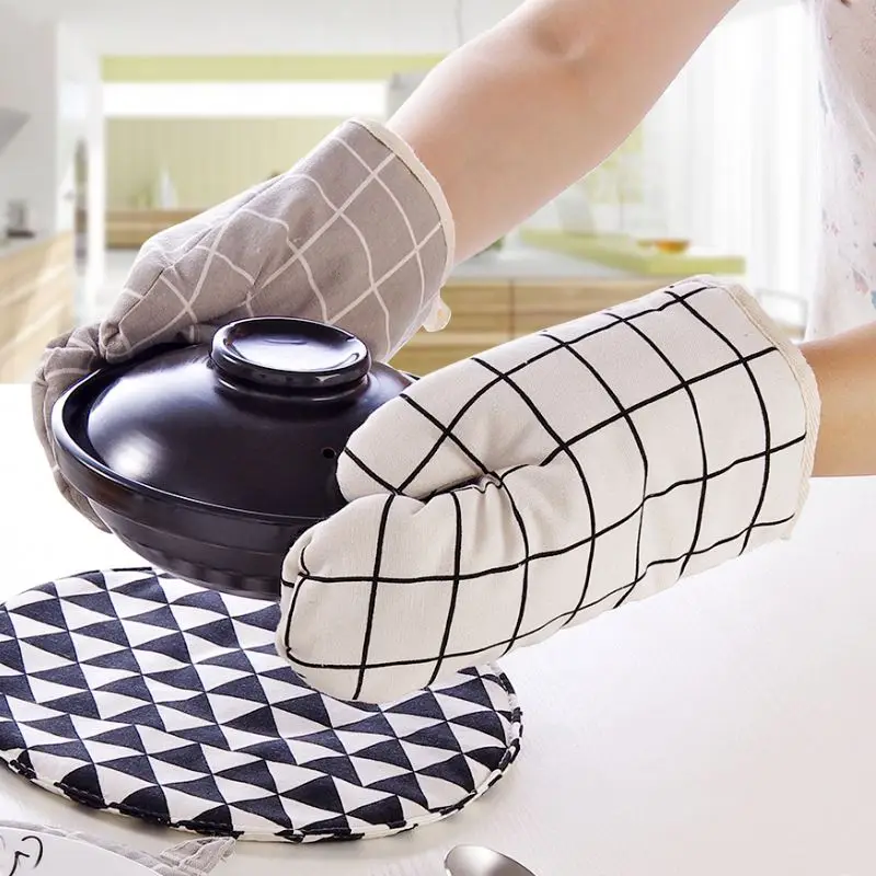 

1Pc Wholesale InsulatedCotton Linen Heat Insulation Microwave Oven Protector High Temperature Resistant Mitts