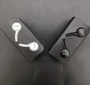 Wired Earphones Samsung S10