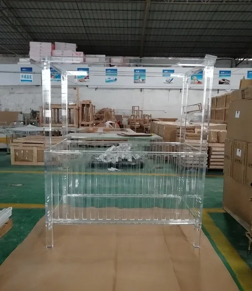 
Concise style high quality luxury acrylic crib lucite bed with mattress , gorgeous and popular acrylic furniture baby bed 