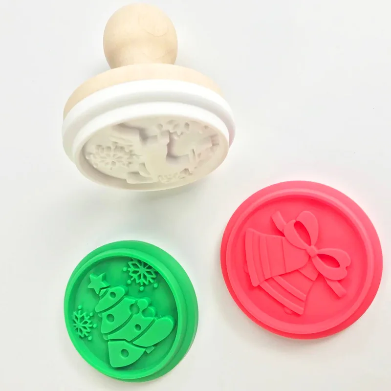 

Food grade DIY 3-piece silicone cookie stamps set with wooden handle for Christmas, Any color is available
