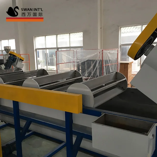 Shanghai SWAN 300KG PP PE waste bottle flakes plastic recycling washing and processing equipment
