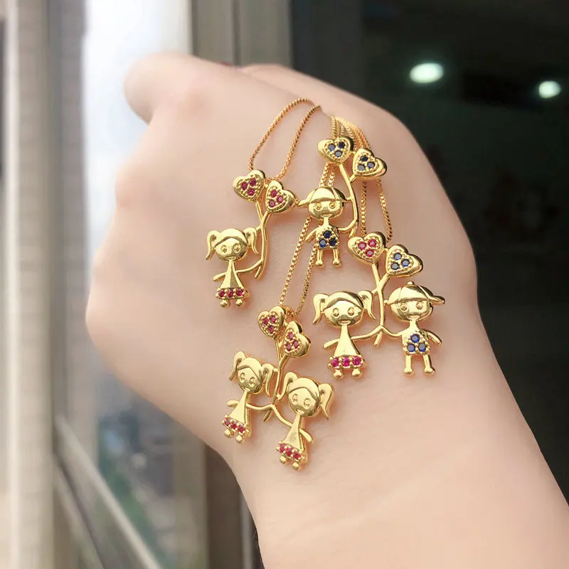 

cute boy and girl necklace on we heart it