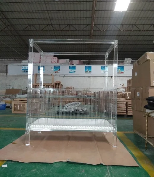 
Concise style high quality luxury acrylic crib lucite bed with mattress , gorgeous and popular acrylic furniture baby bed 