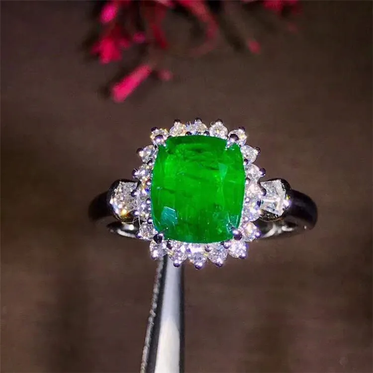 

customized luxury gemstone jewelry with diamond 18k white gold 1.665ct natural vivid green emerald ring for women