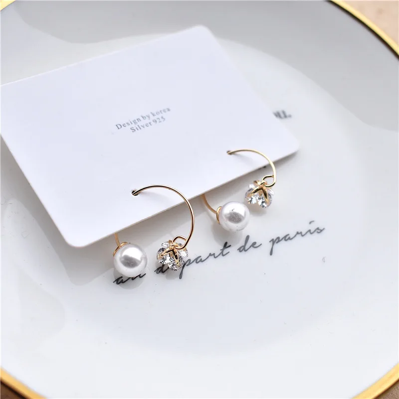 

New Fashion Jewelry Dazzling Zircon Flower Pearl Concise Quaint Stud Earrings For Women Statement Brincos Pendientes, Picture