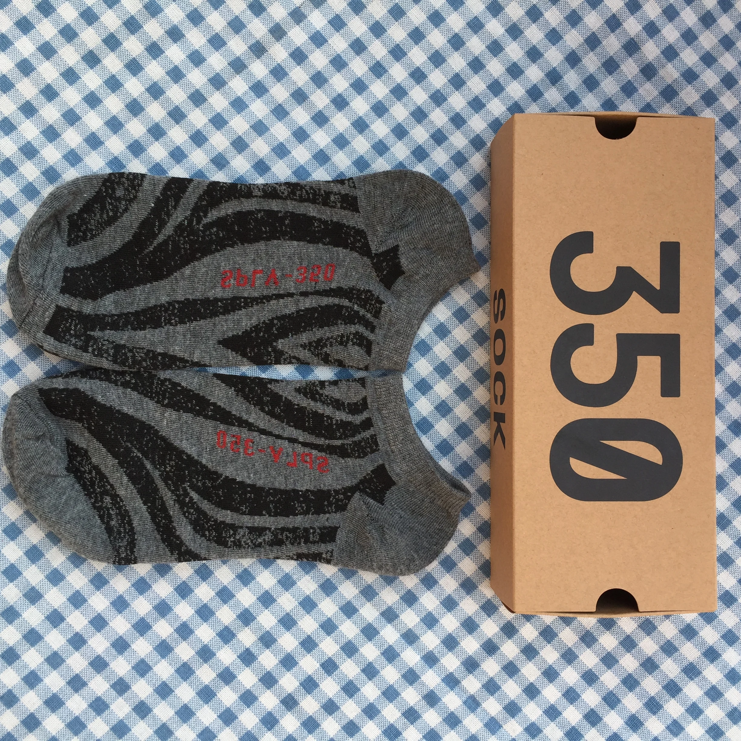 

YEEZY BOOST 350 BOX packed beluga yeezy v2 socks colors assorted, Yeezy shoes design