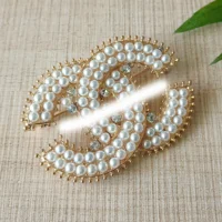 

High quality jewelry pearl brooch pins
