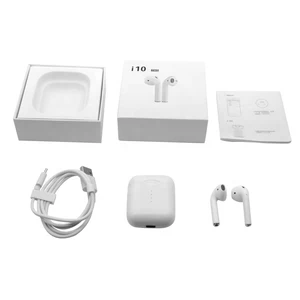 i10 TWS Earphones Charging
