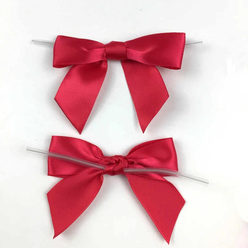 3 Inch Candy Packaging Decoration Red Satin Ribbon Pre Tied Bow