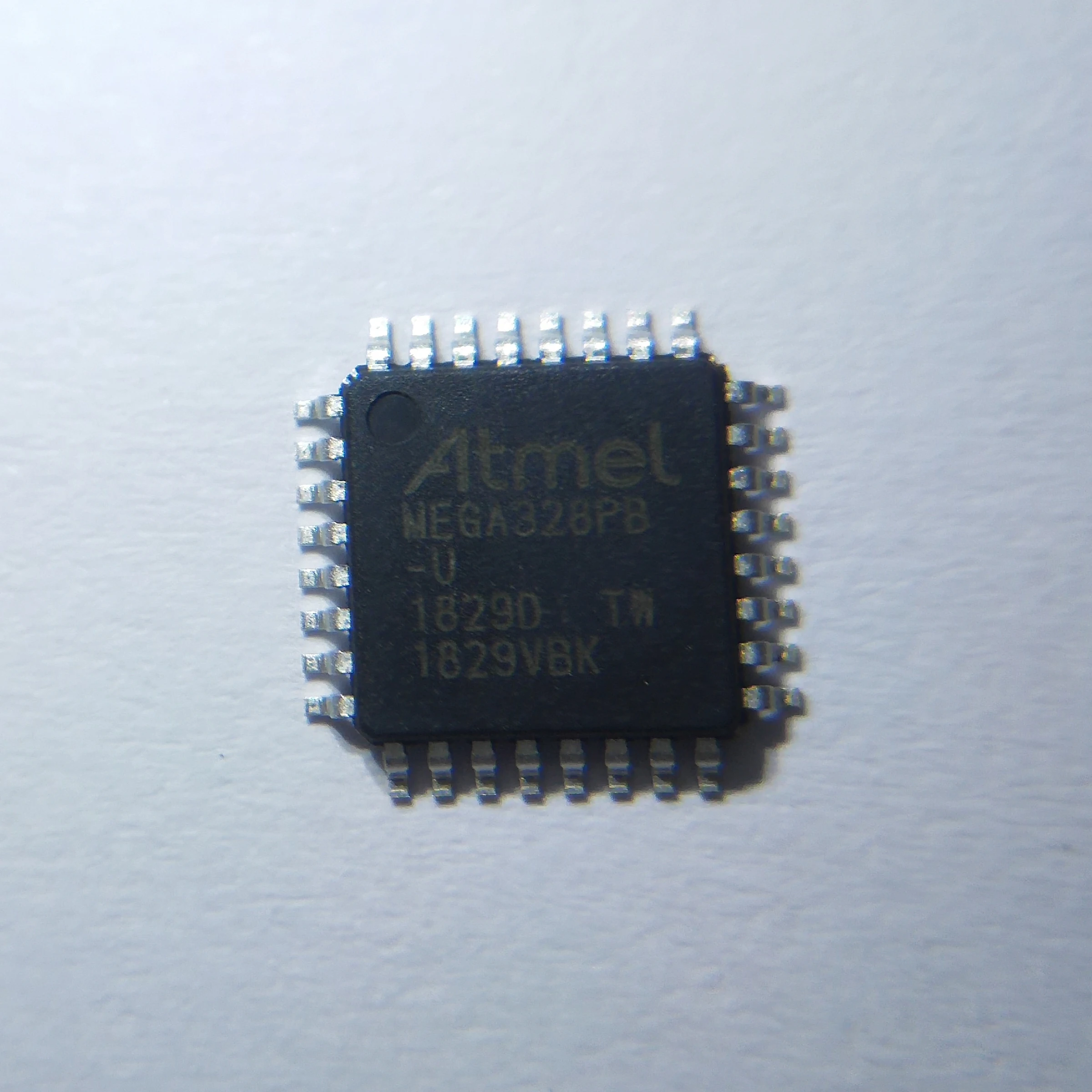 AT89C205124PI Original New Atmel Integrated Circuit