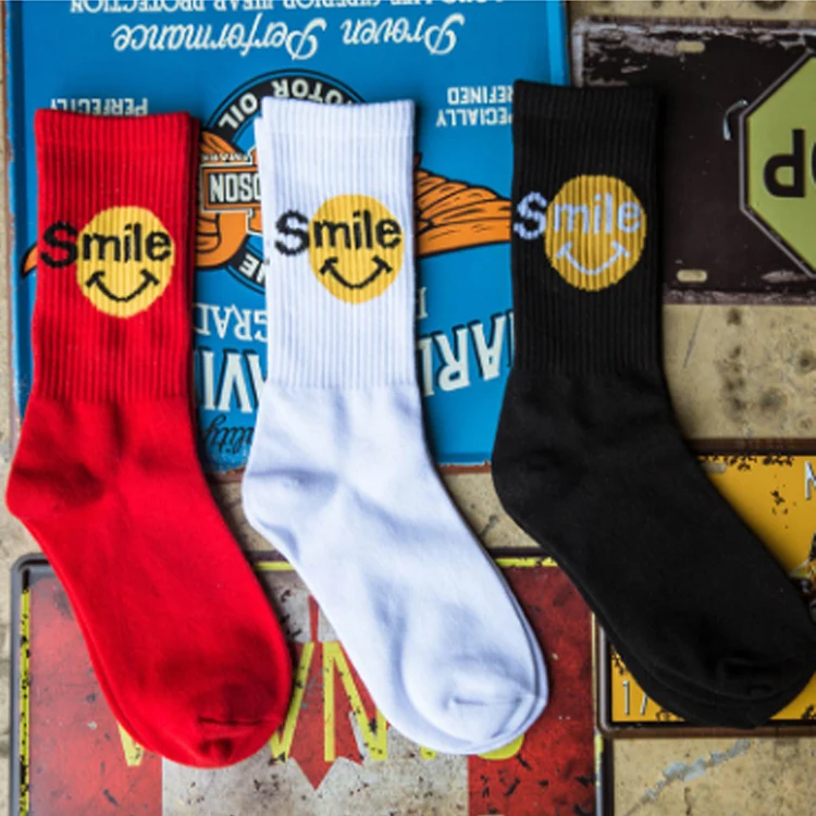 

Funny Smiling Face Fashion OEM Mens Sport Socks Custom 100% Cotton Crew Socks Men, Custom color