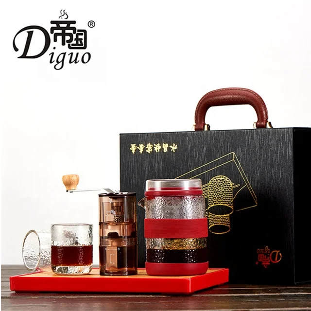 

Diguo 400ml Red Color Portable Cold Brew Pour Over Coffee Tea Maker Gift Set Packaging For Tea Coffee