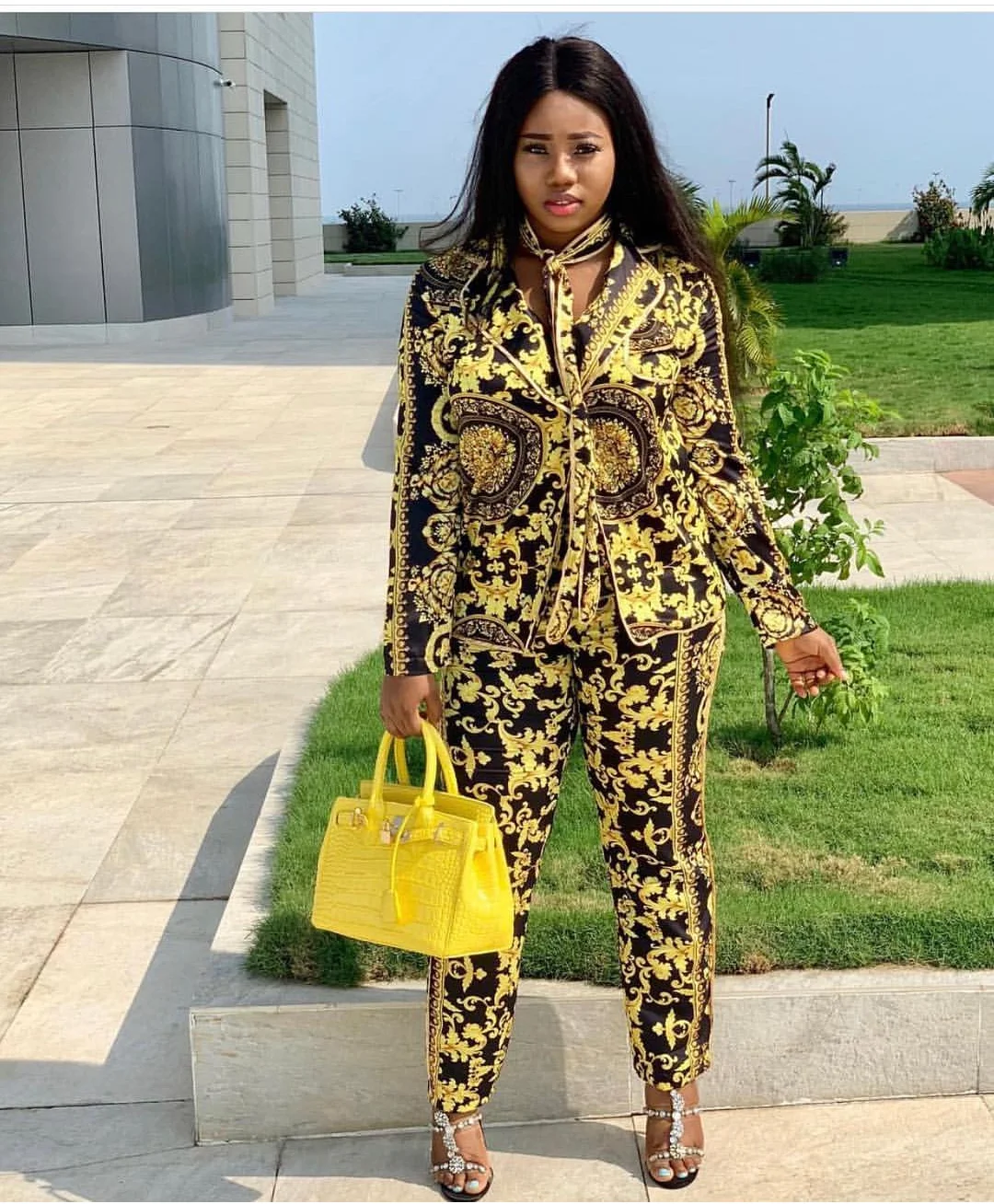 

computer printing chic style suit neck small jacket with long trousers black girls killing it factory supplier
