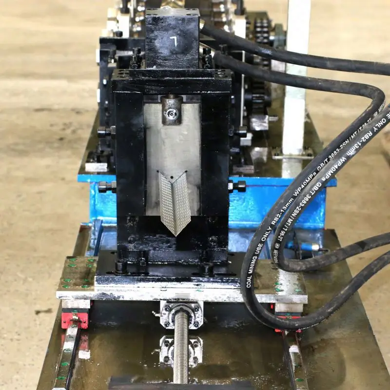 
L Type Angle Metal Keel Making Machinery 