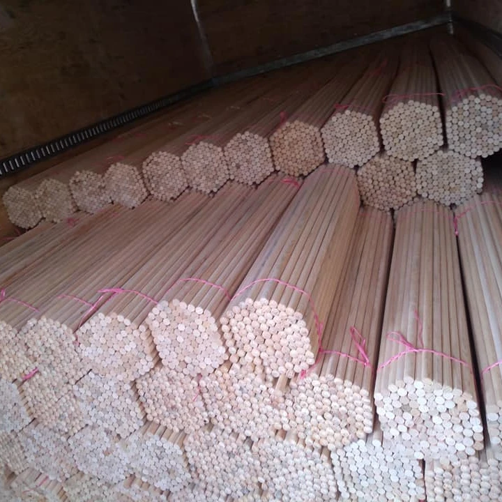 

Wholesale supplier impor from China natural wooden broom handle long wood stick