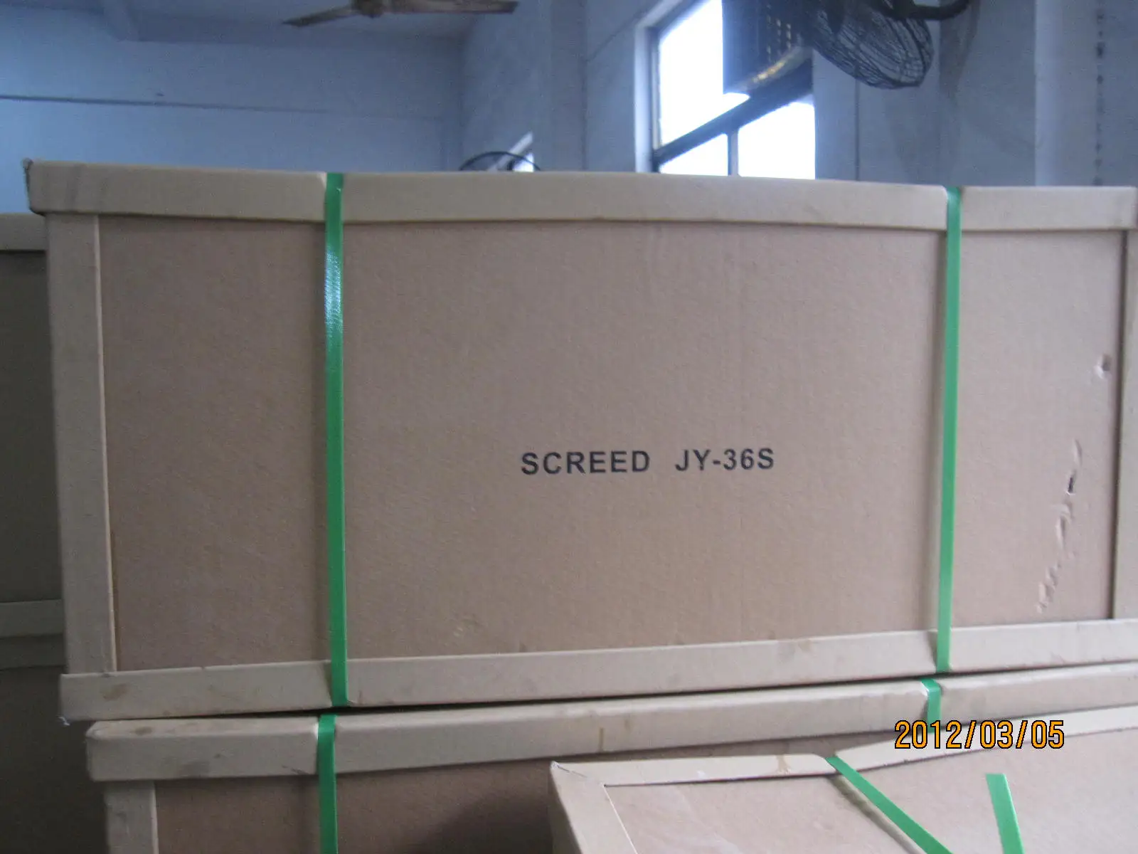Packing of screed