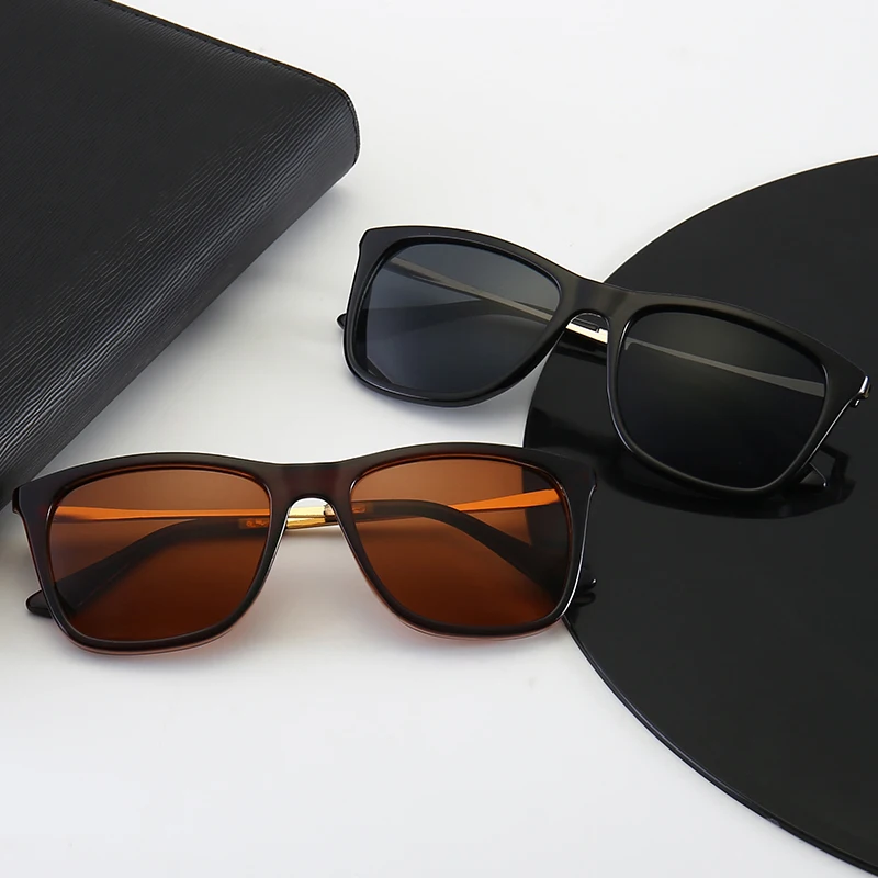 

Classic square plastic and metal sunglass for men 4187
