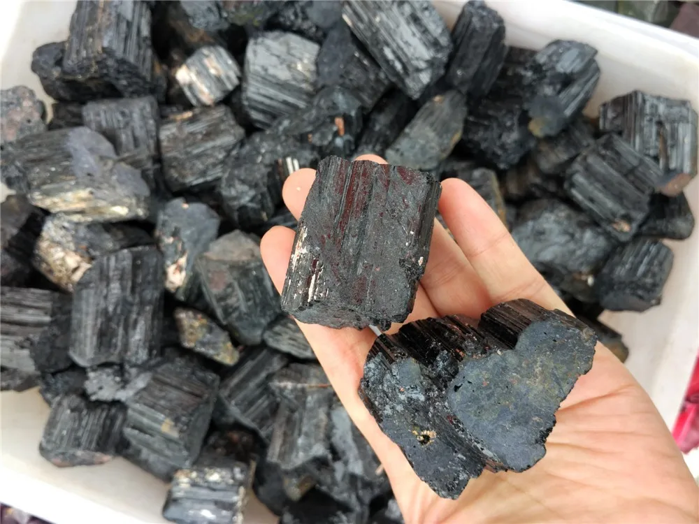 30-50mm Natural Black Tourmaline Stones 