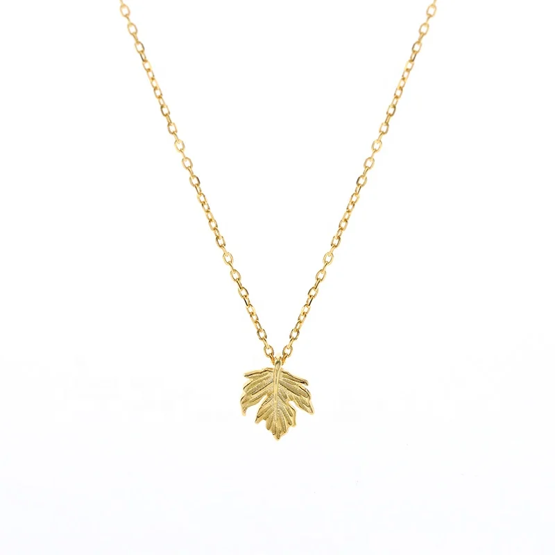 

A718A 925 Sterling Silver Maple Leaf Necklace