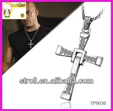 COLLANA DOMINIC TORETTO FAST AND FURIOUS VIN DIESEL Croce Ciondolo