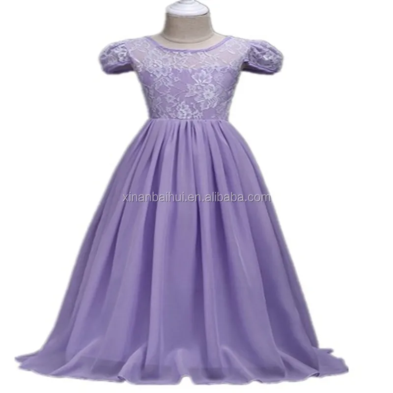 vestido roxo de criança