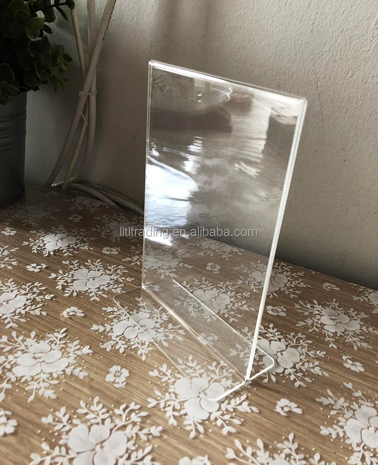 Acrylic menu holder (5)