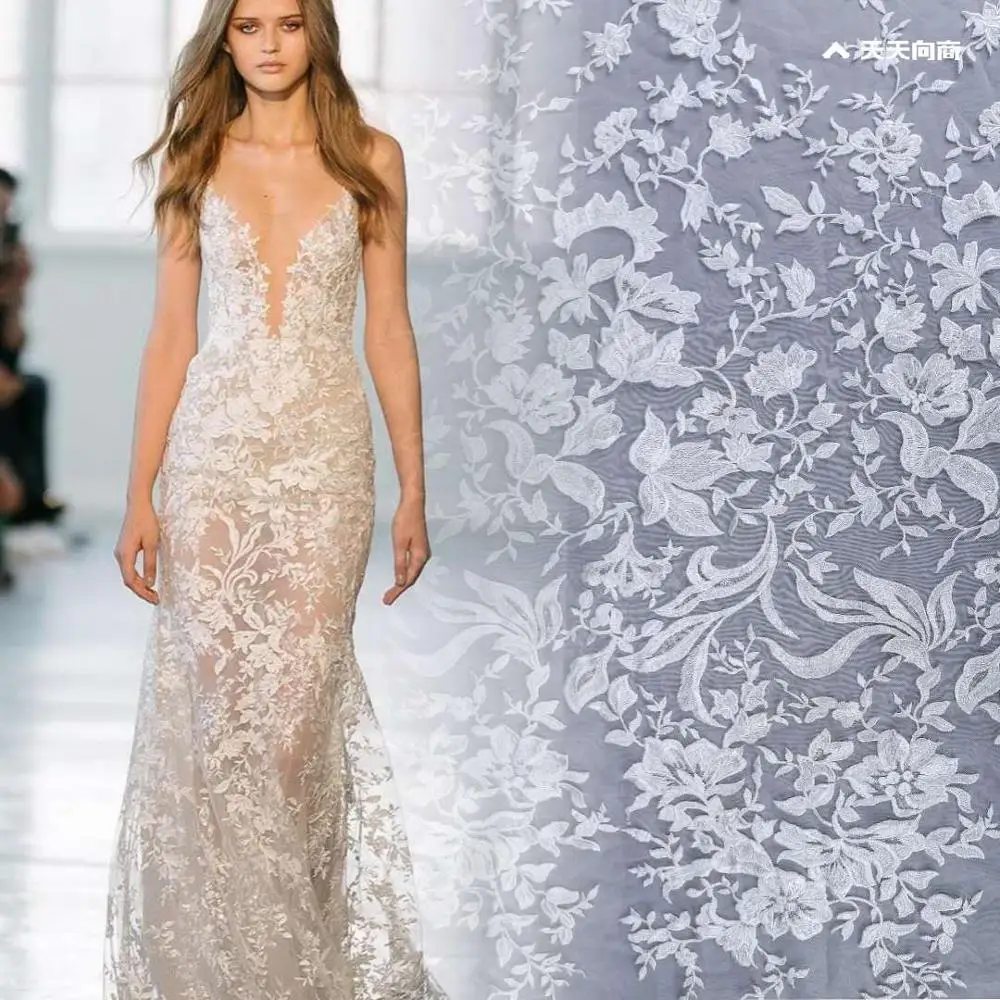 

Hot Sales Exquisite Soft Embroidered Bridal Floral Lace Fabric
