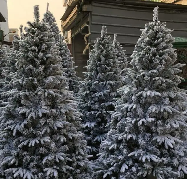 
6ft 7ft 8ft Green Red White Blue PVC PE PET Artificial Metal Frame Christmas Trees 