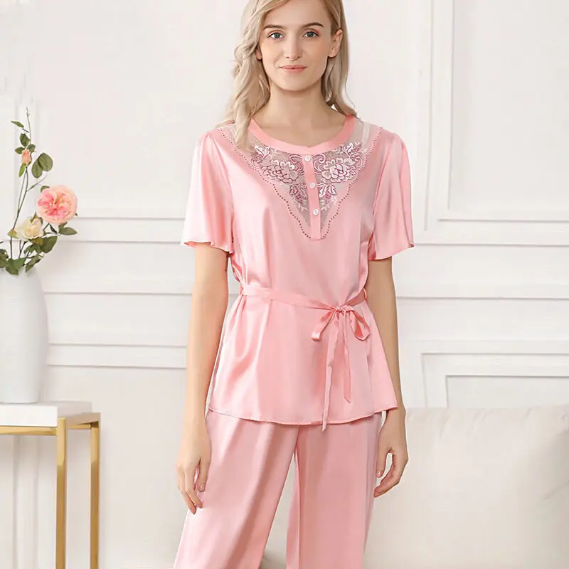 

2020 New Design Lace Pink 100% Silk Satin Pajamas Breathable Plus Size Sleepwear, Shown