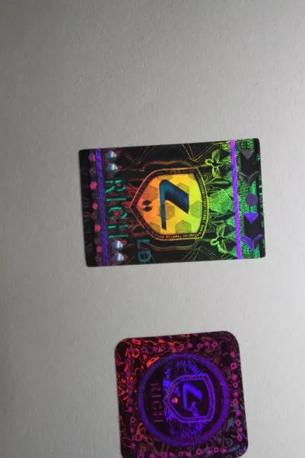 Cheap custom printing aluminum foil sticker security label manufacturers make holographic paper