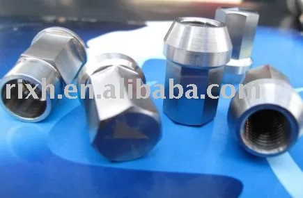 auto wheel lug nuts