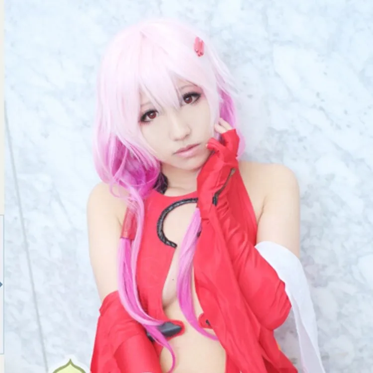 Ásia Anime Menina Roxo Peruca Envio Beijo Isolado Rosa fotos, imagens de ©  AndrewLozovyi #257403020