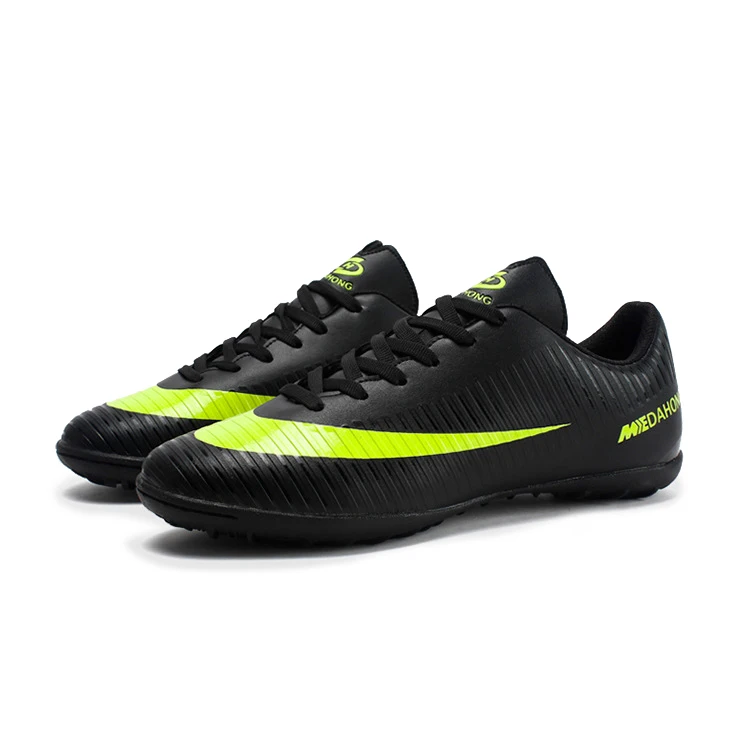 

Cheap Price Hard Wearing Indoor Soccer Shoes for Men IC Soccer Shoes, Custom colors