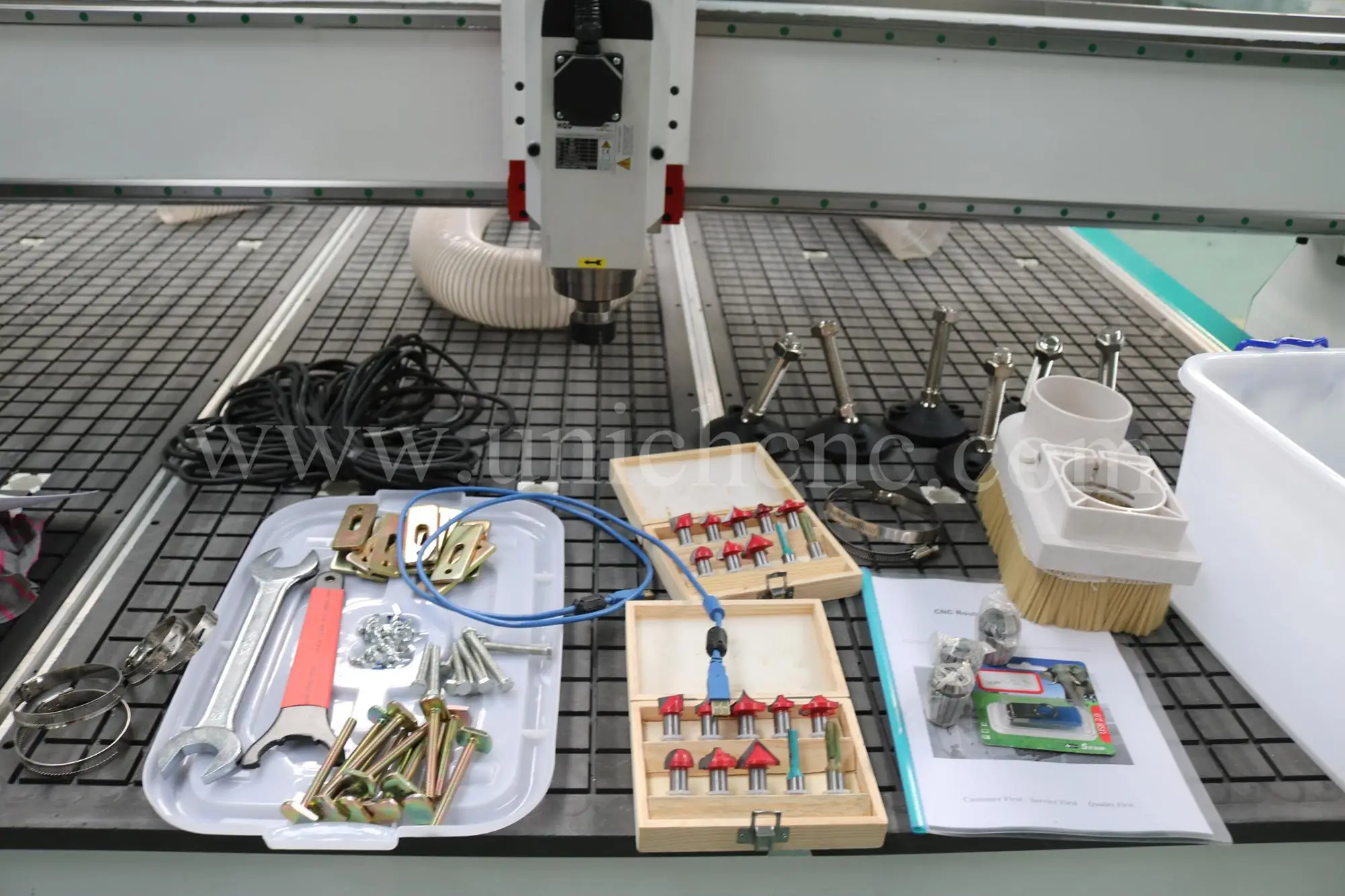 Big size Wood furniture carving and cutting machine