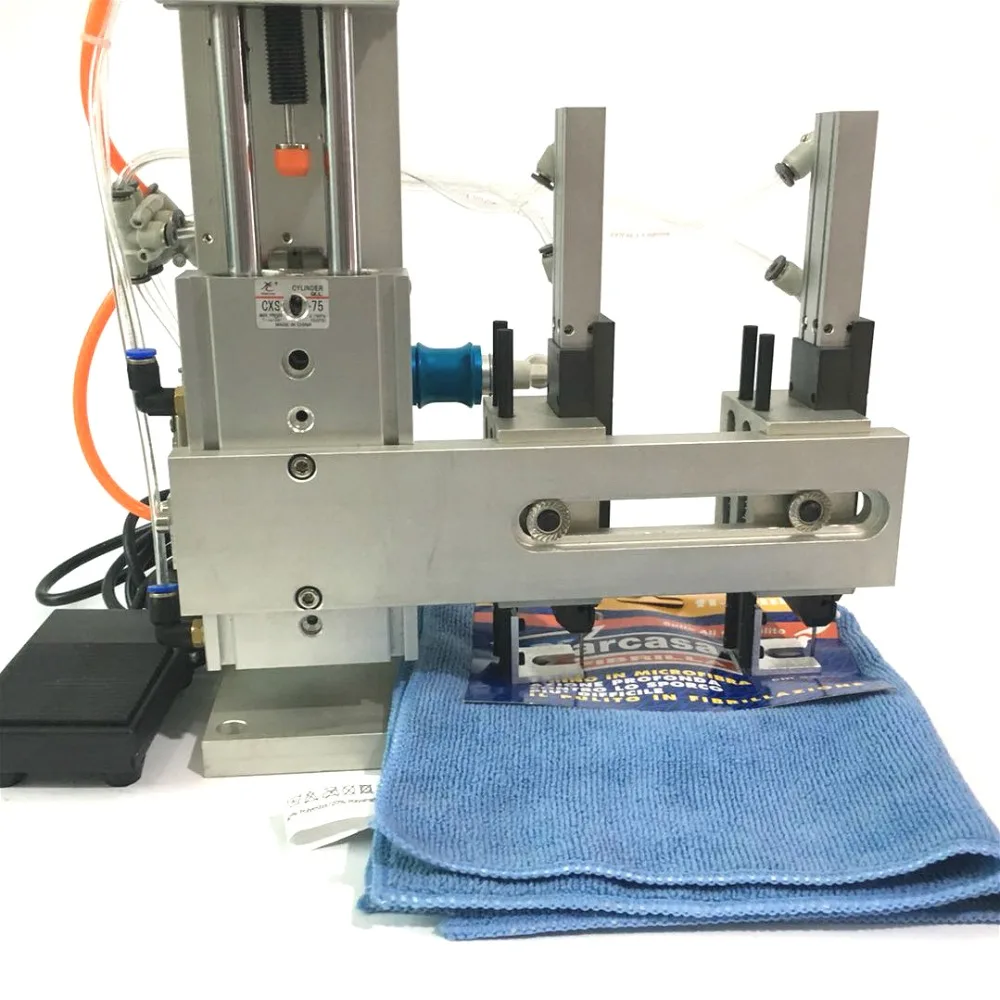 
TM 5210 Microfiber Towels Tagging Machine For cleaning Towels 
