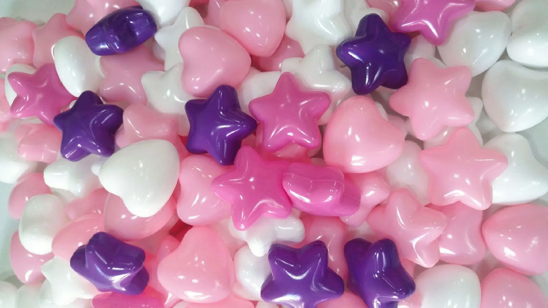 thumbnail image 2 of TRENDPLAY Big Star & Heart Shaped Ball Pit Balls - 100 200 Larger Plastic Balls Set 2 of 14
