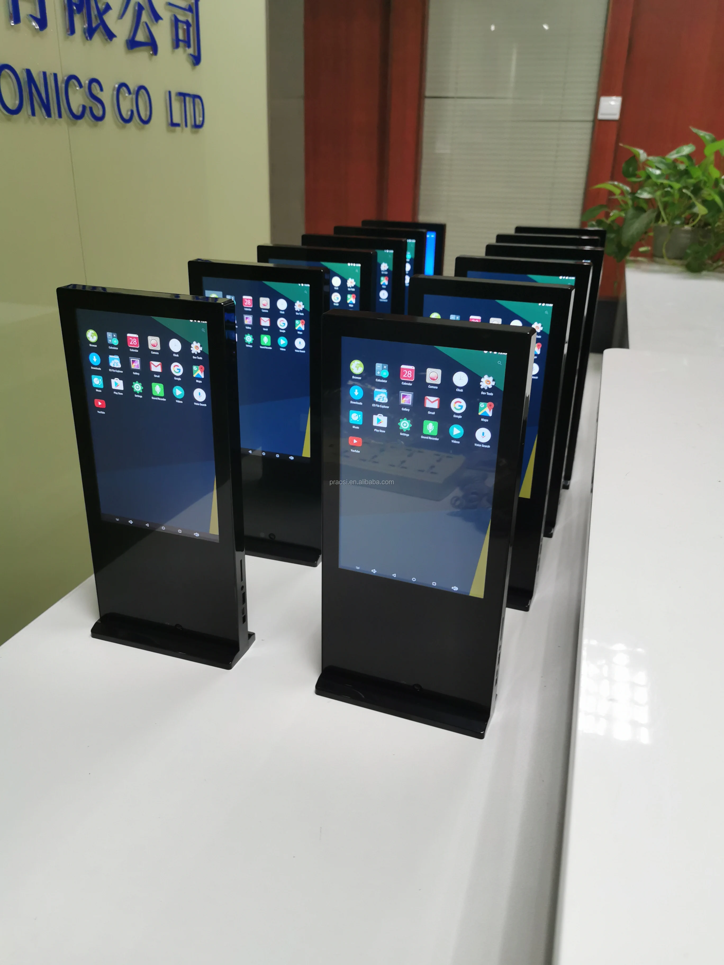 Retail Store Restaurant Table Battery Powered Vertical Lcd Advertising Display 10.1 Inch Wifi