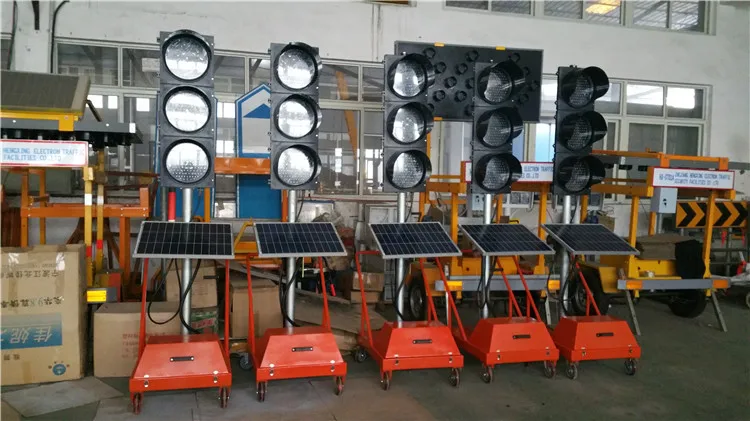 solar traffic light