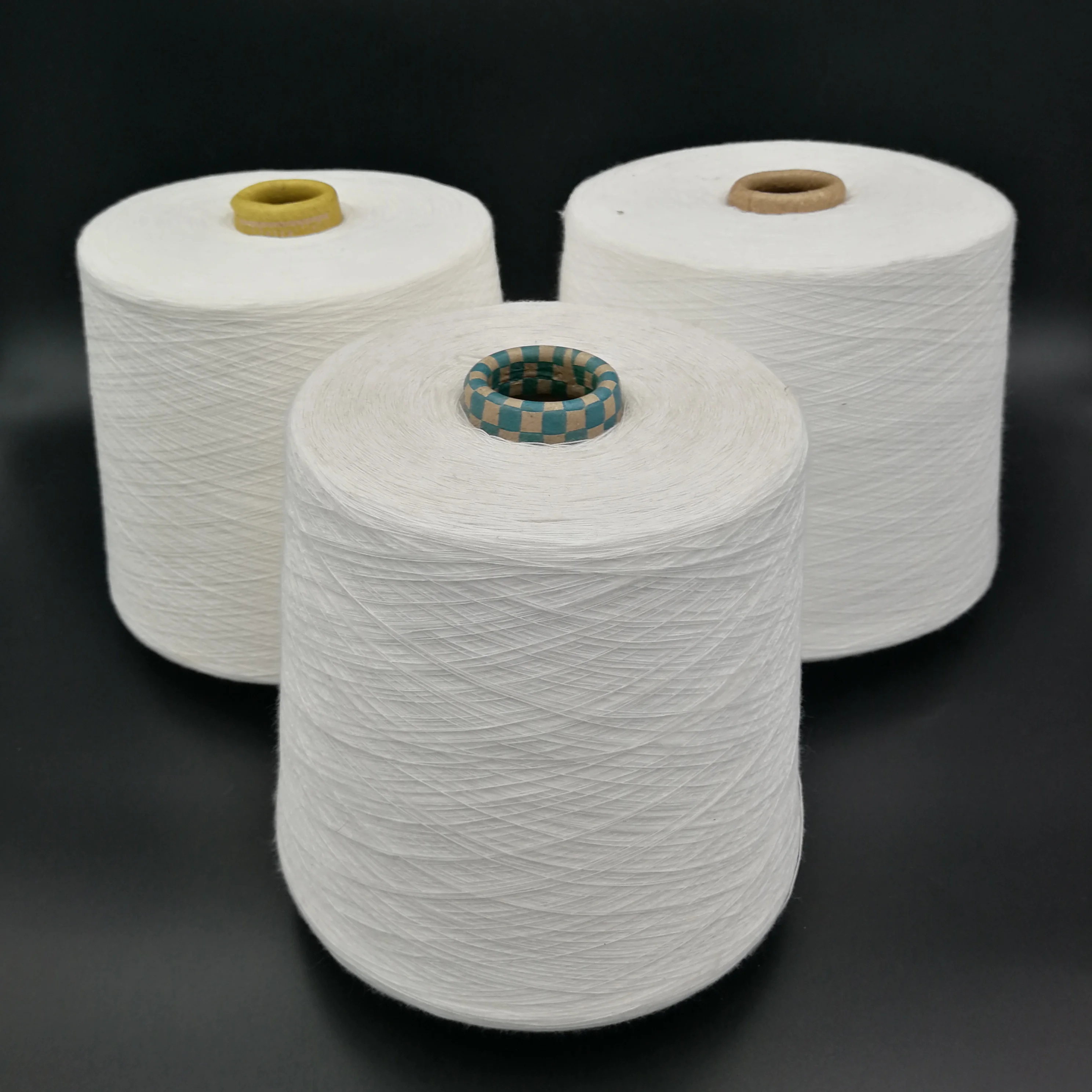 
100% Virgin polyester yarn polyester spun yarn raw white in China use for knitting and weaving 10S,16S,21S,32S 