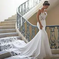 

ZH3469G 2019 Charming Mermaid Lace Wedding Dresses Spaghetti Straps Neck Bridal Gowns Court Train Plus Size Vestidos De Noiva