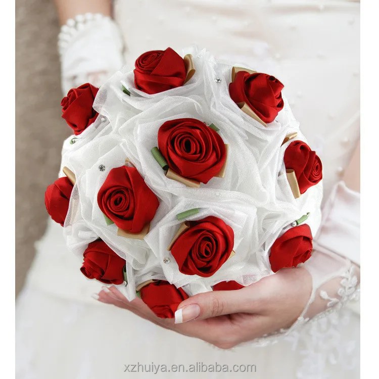 wet floral foam for bride holiding bouquet in wedding for