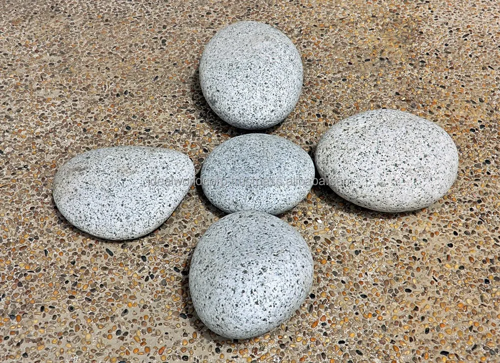 
FLAT SPECKLED GREY PEBBLE COBBLE STONE 