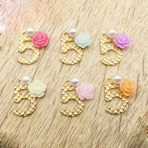 Fashion pearl flower design number 5 charm cc pendant