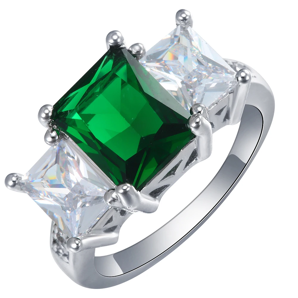 

Design platinum plated square green three stone anniversary engagement gift rings for women, N/a