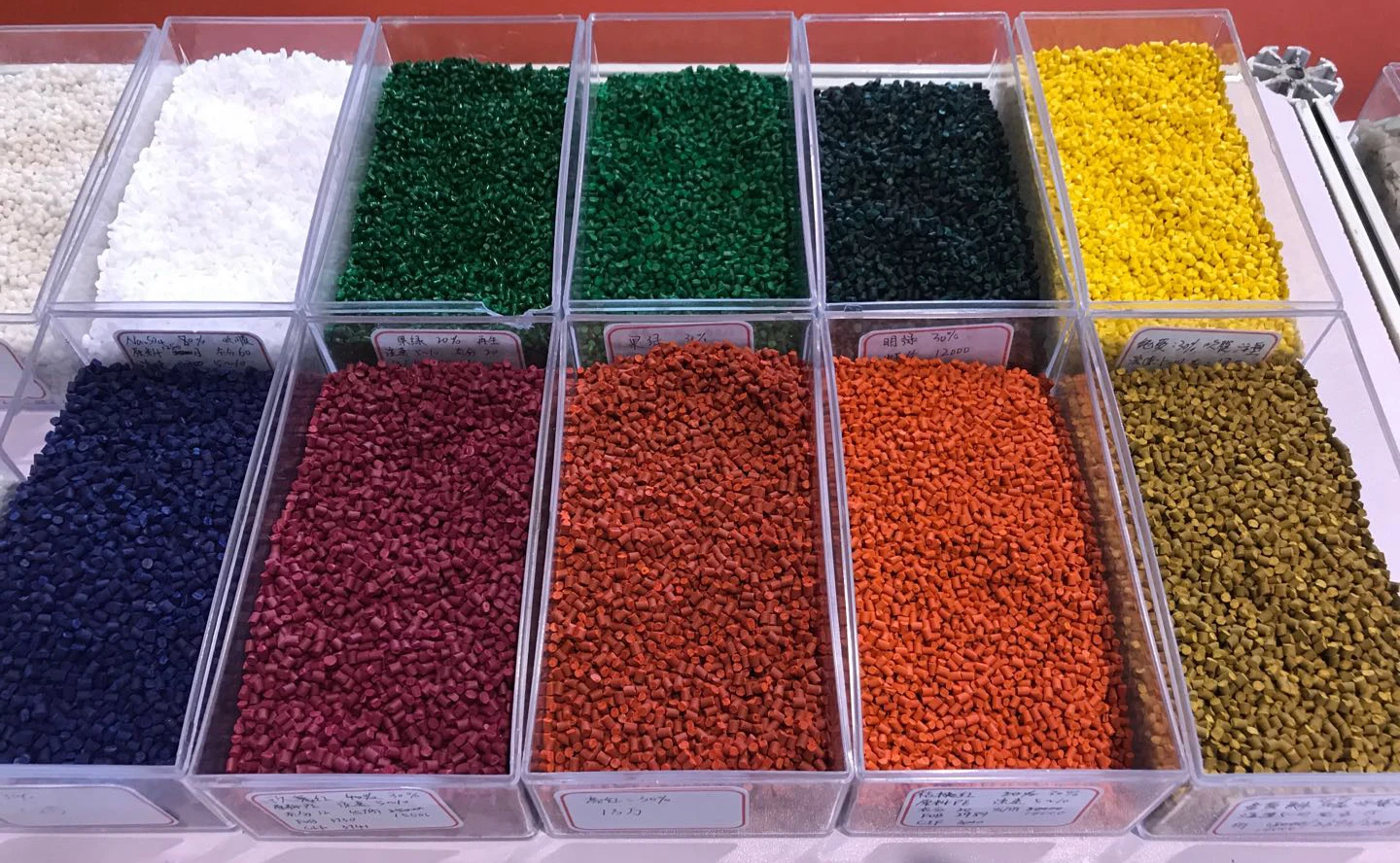 Abs Pe Pp Based Green Plastic Master Batch For Plastic Film Molding