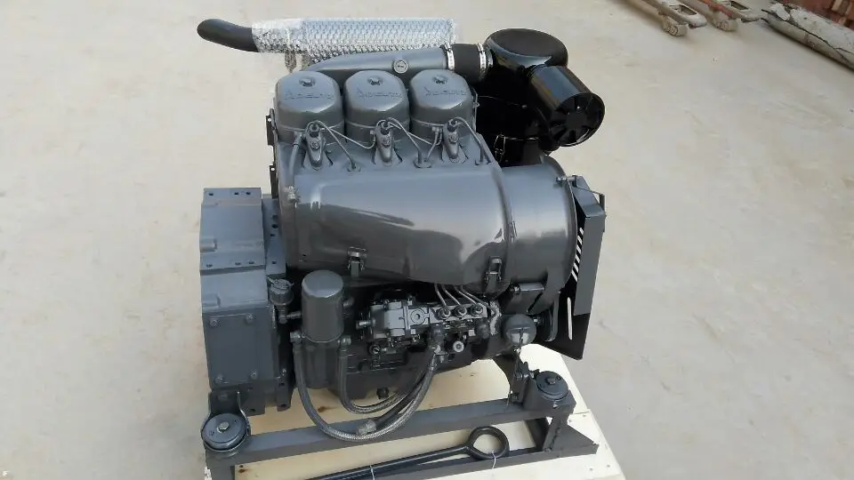 Deutz f3l912. Дизельный двигатель Deutz f4l912. Двигатель Дойц 3 цилиндровый. Двигатель Deutz f 3 l 912. Двигатель трактор б